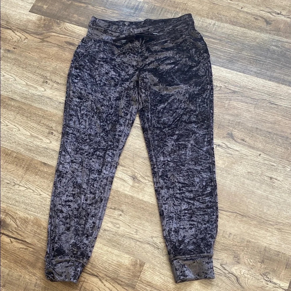 Lululemon Ready to Crush Womens Joggers Size 10